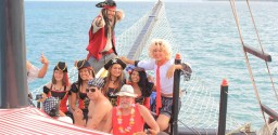  Escuna Pirata 