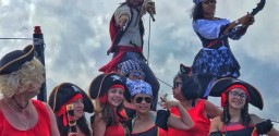 Escuna Pirata 