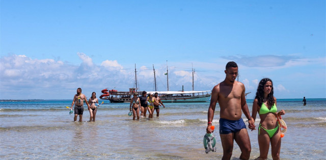 Recife de Fora na Prática: Maré, Ingressos e o que Levar