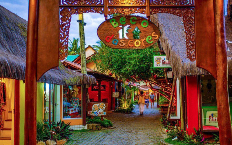 By night em Arraial D'ajuda